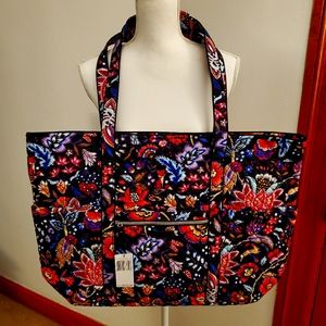 Iconic Vera Bradley Iconic Get Carried Away Tote
